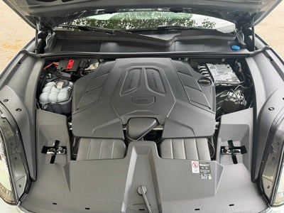 2025 Porsche Cayenne Coupe Base