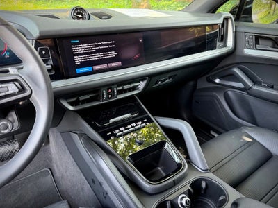 2025 Porsche Cayenne Coupe Base