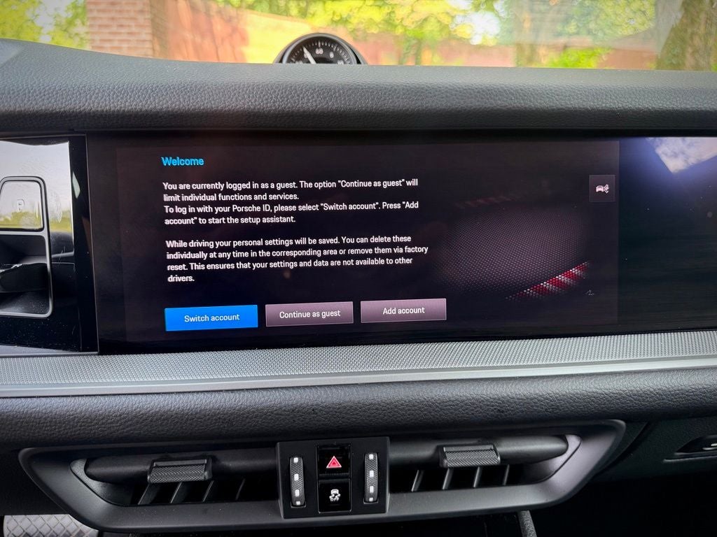 2025 Porsche Cayenne Coupe Base