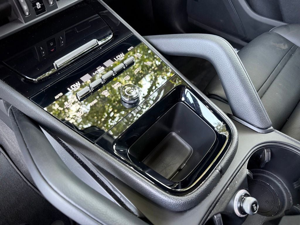 2025 Porsche Cayenne Coupe Base