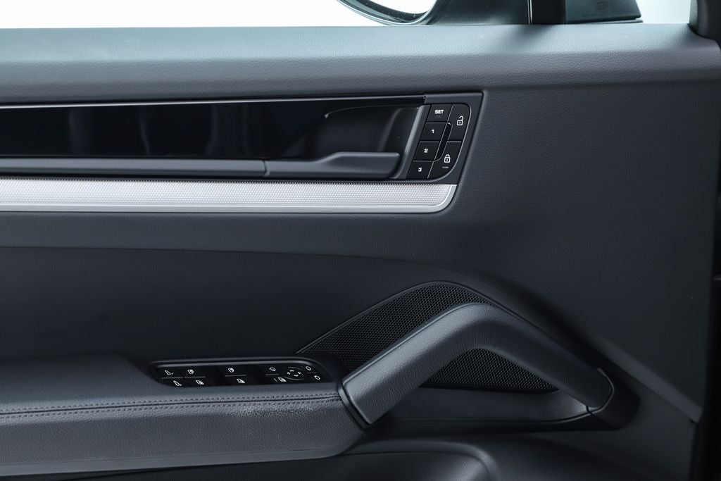 2025 Porsche Cayenne Coupe Base