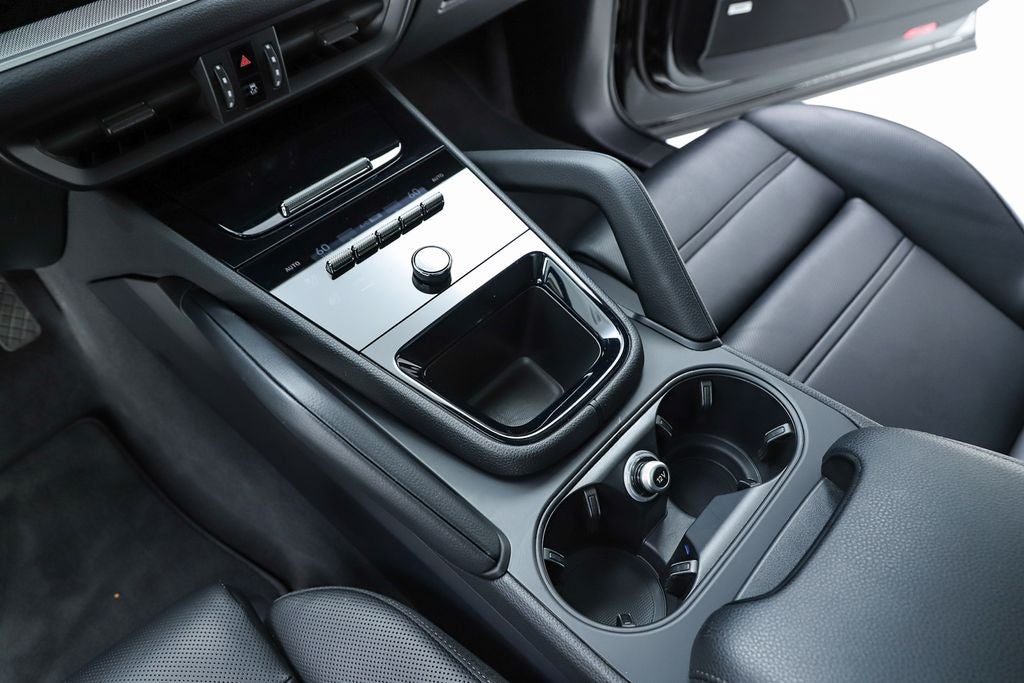 2025 Porsche Cayenne Coupe Base
