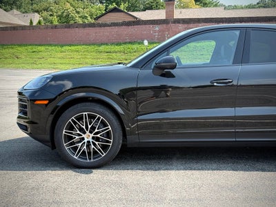 2025 Porsche Cayenne Coupe Base