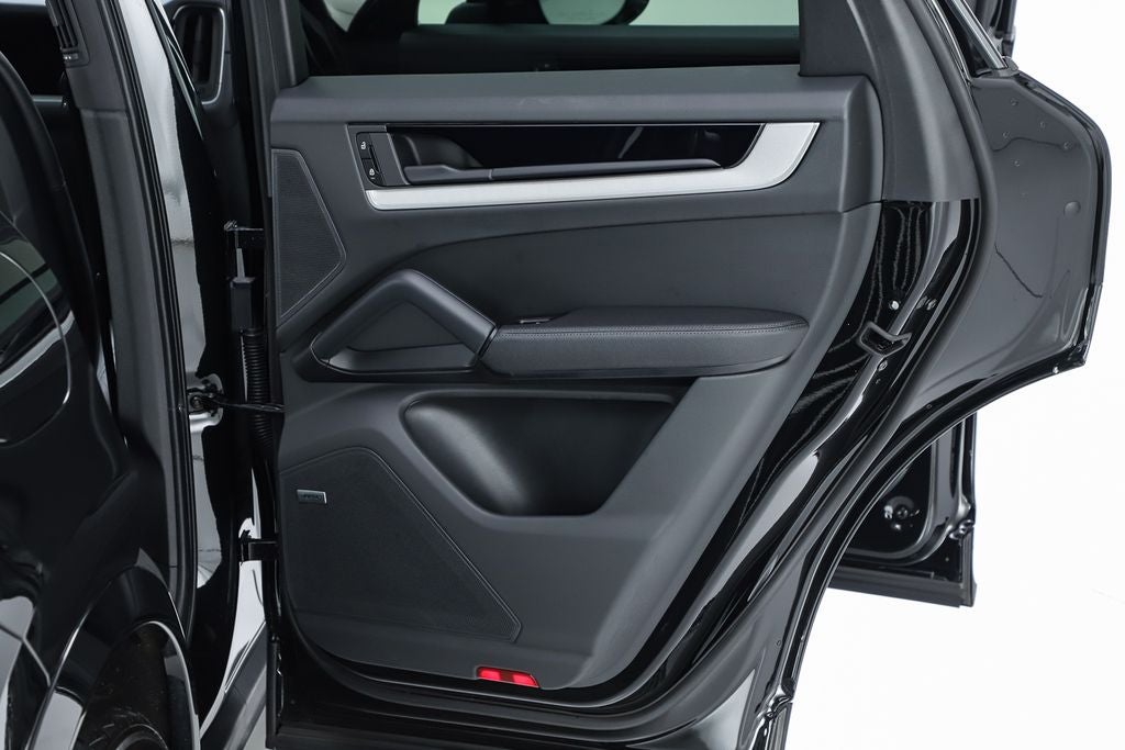 2025 Porsche Cayenne Coupe Base