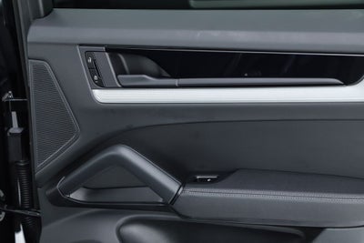 2025 Porsche Cayenne Coupe Base