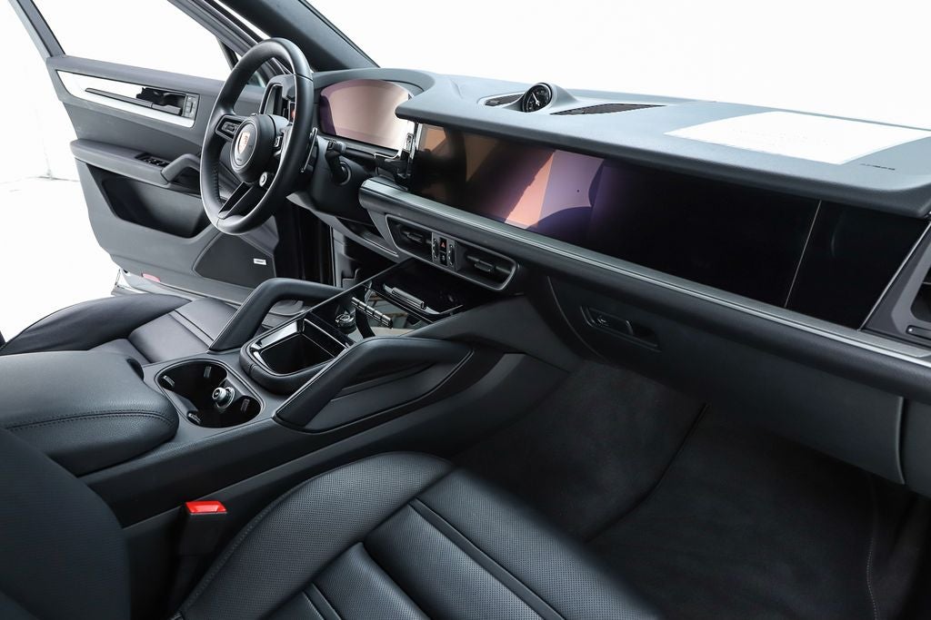 2025 Porsche Cayenne Coupe Base