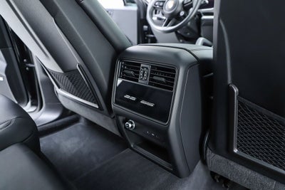 2025 Porsche Cayenne Coupe Base