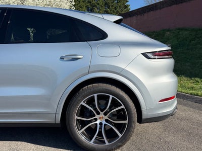 2025 Porsche Cayenne E-Hybrid Coupe Base