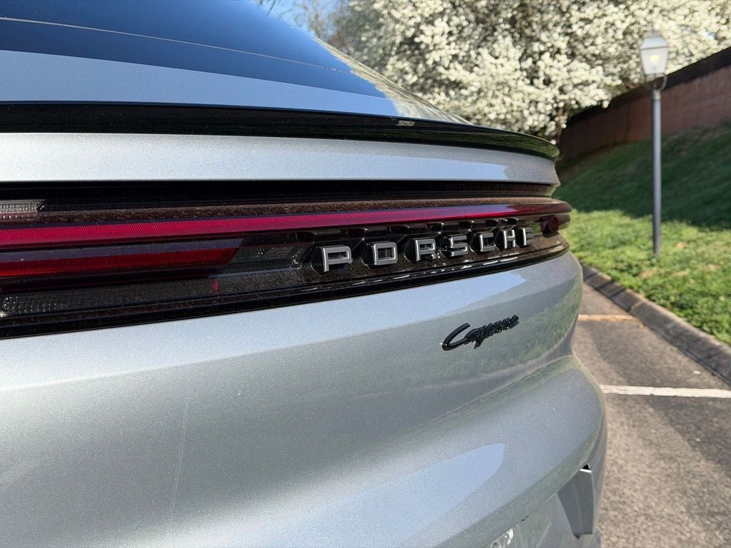 2025 Porsche Cayenne E-Hybrid Coupe Base