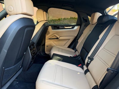 2025 Porsche Cayenne E-Hybrid Coupe Base