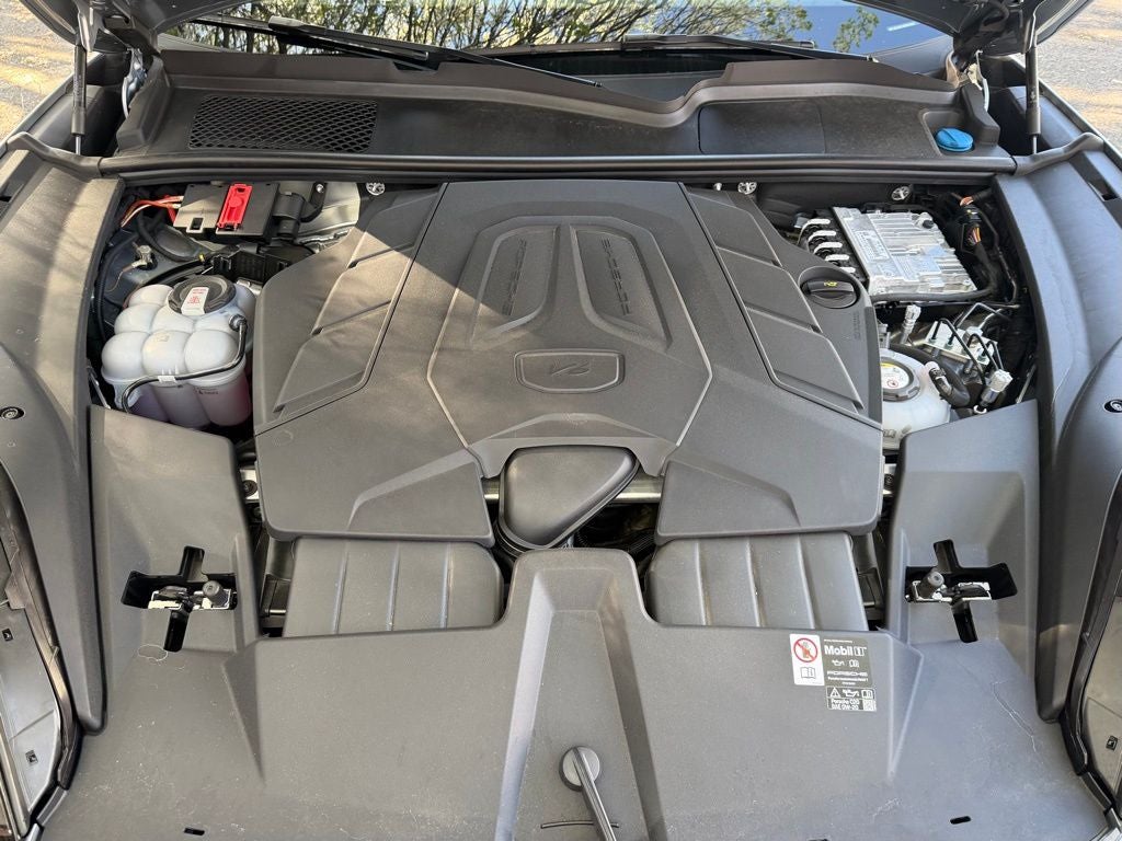 2025 Porsche Cayenne E-Hybrid Coupe Base