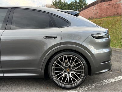 2023 Porsche Cayenne Coupe GTS