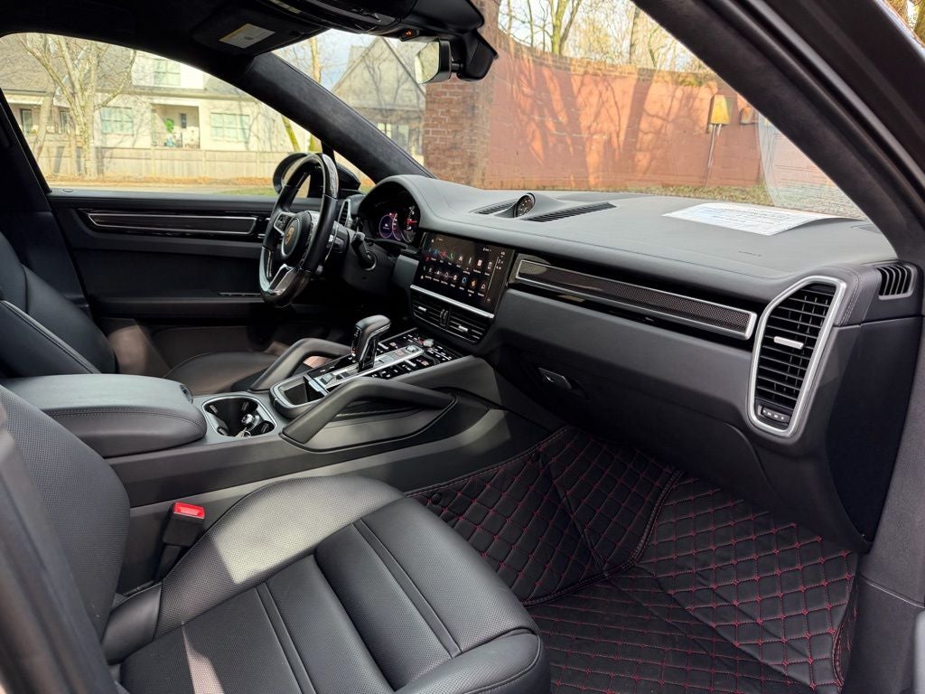 2023 Porsche Cayenne Coupe GTS