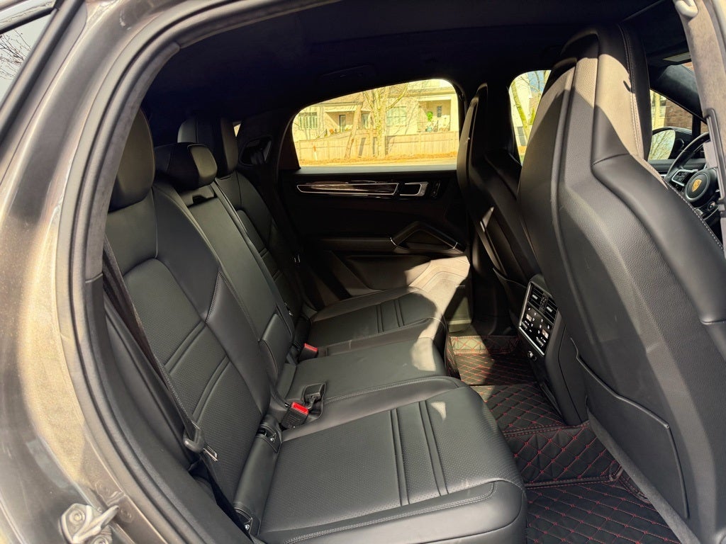 2023 Porsche Cayenne Coupe GTS