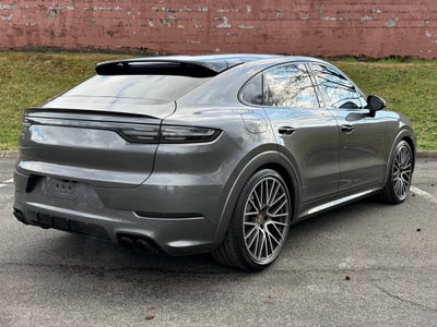 2023 Porsche Cayenne Coupe GTS