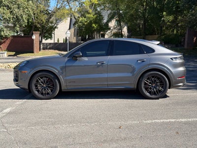 2025 Porsche Cayenne Coupe GTS