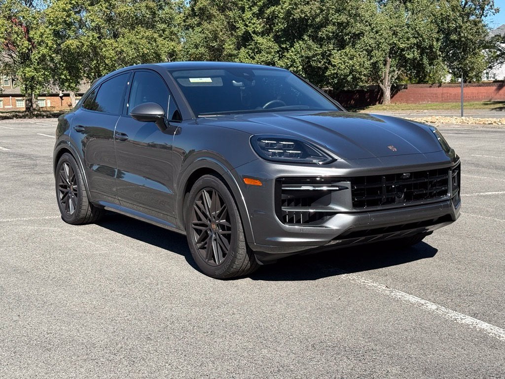 2025 Porsche Cayenne Coupe GTS