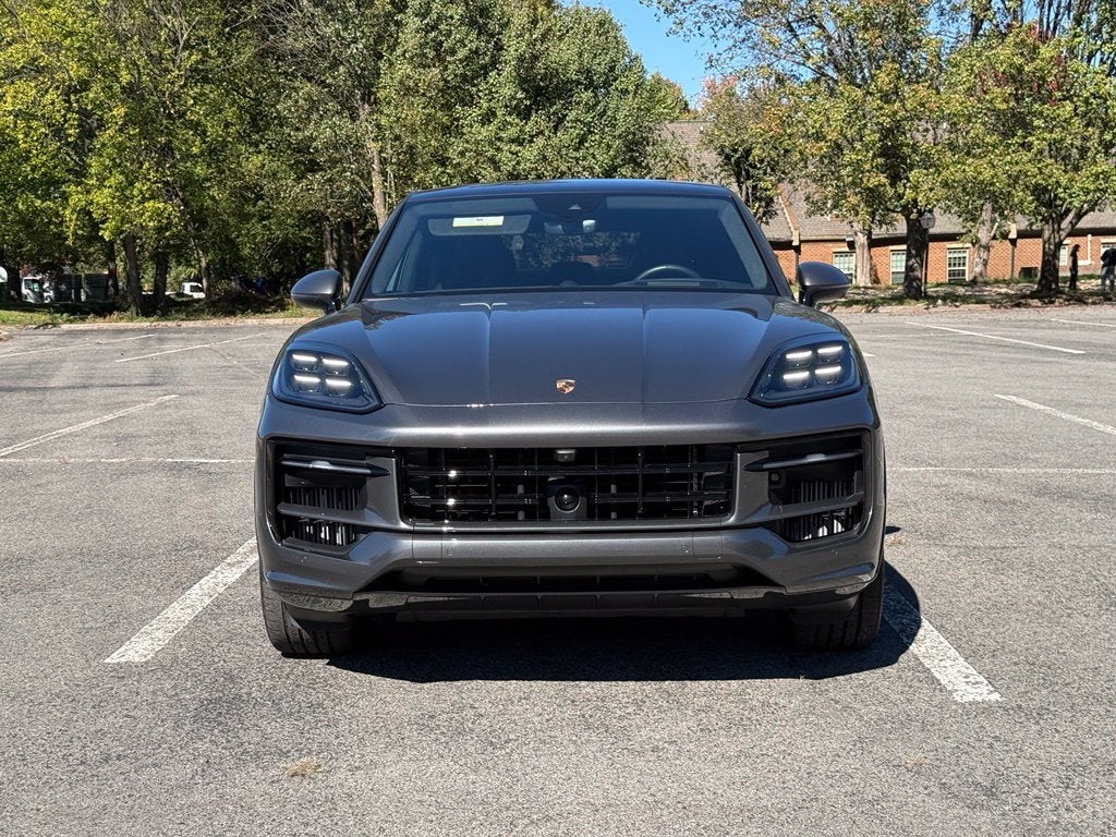 2025 Porsche Cayenne Coupe GTS