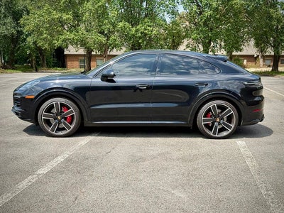 2022 Porsche Cayenne Coupe GTS