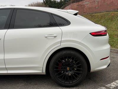 2023 Porsche Cayenne Coupe GTS