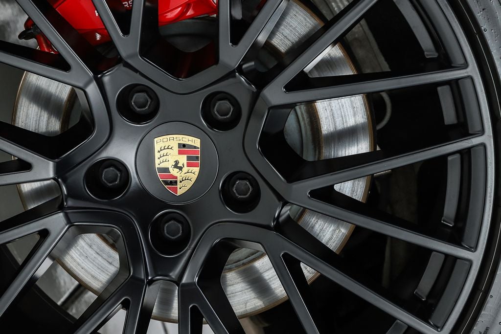 2023 Porsche Cayenne Coupe GTS