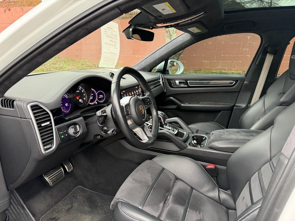 2023 Porsche Cayenne Coupe GTS