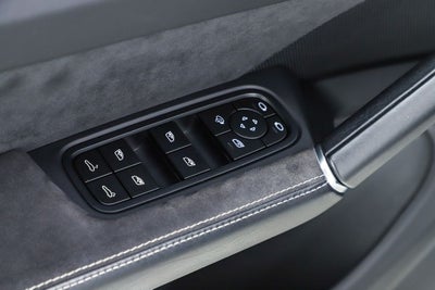 2023 Porsche Cayenne Coupe GTS