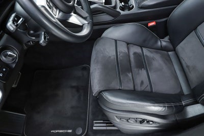 2023 Porsche Cayenne Coupe GTS