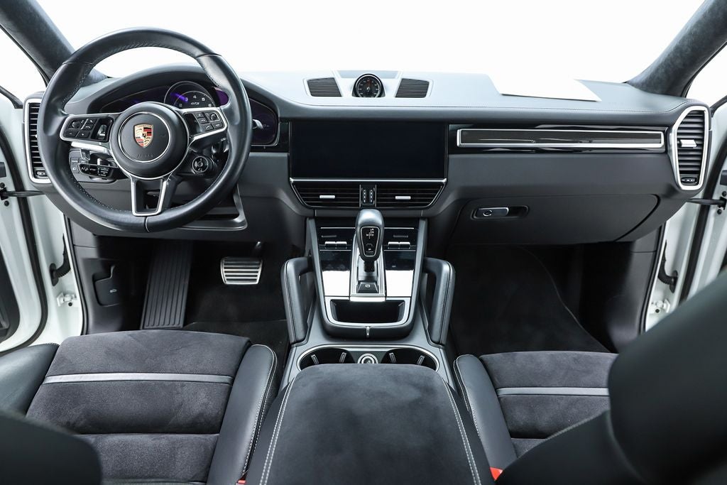 2023 Porsche Cayenne Coupe GTS