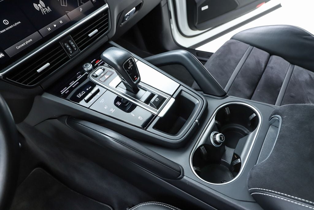 2023 Porsche Cayenne Coupe GTS