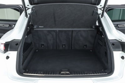 2023 Porsche Cayenne Coupe GTS