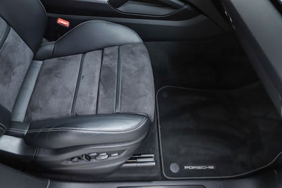 2023 Porsche Cayenne Coupe GTS