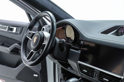 2023 Porsche Cayenne Coupe GTS