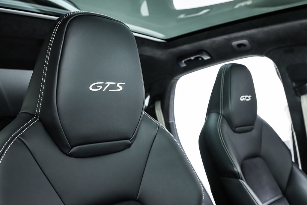 2023 Porsche Cayenne Coupe GTS