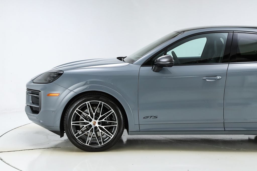 2026 Porsche Cayenne Coupe GTS