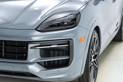 2026 Porsche Cayenne Coupe GTS