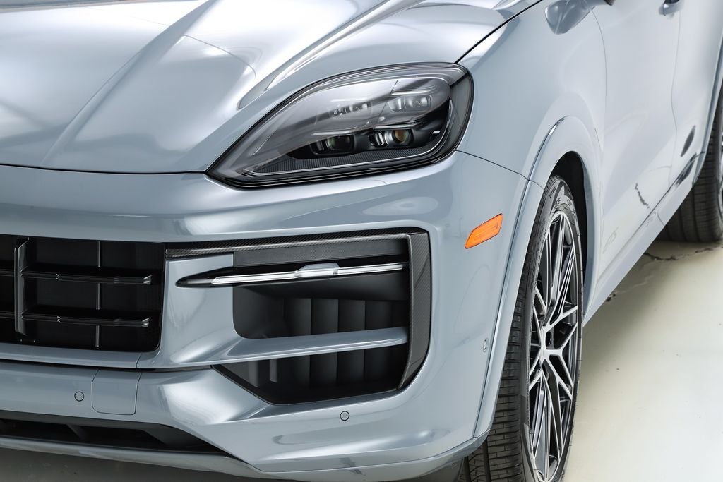 2026 Porsche Cayenne Coupe GTS
