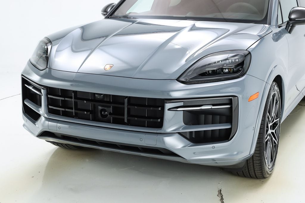 2026 Porsche Cayenne Coupe GTS