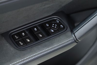 2026 Porsche Cayenne Coupe GTS