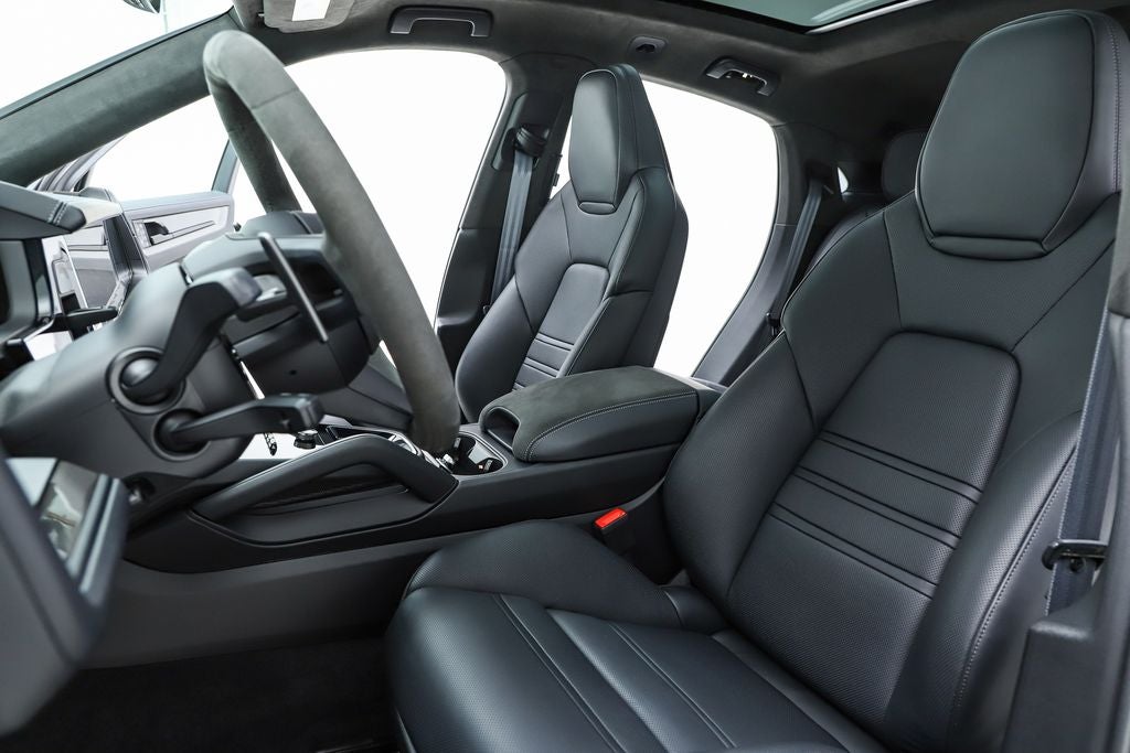 2026 Porsche Cayenne Coupe GTS