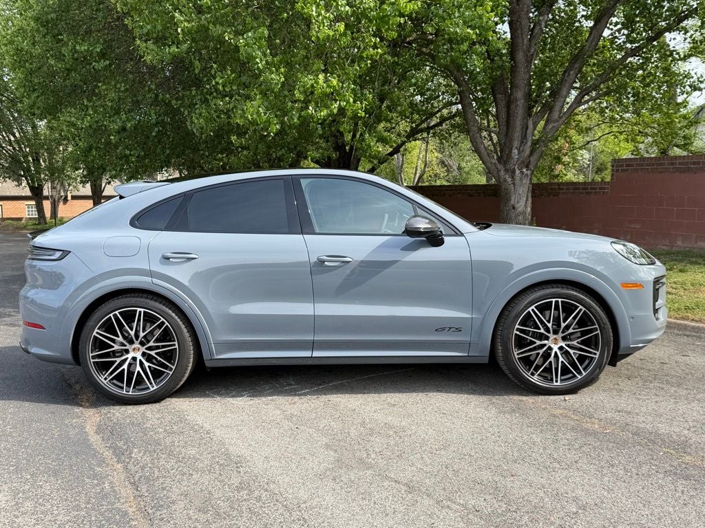 2026 Porsche Cayenne Coupe GTS