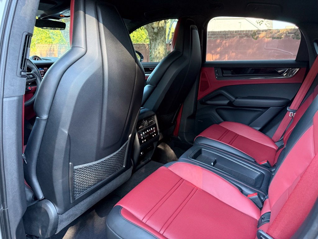 2024 Porsche Cayenne Coupe Turbo GT