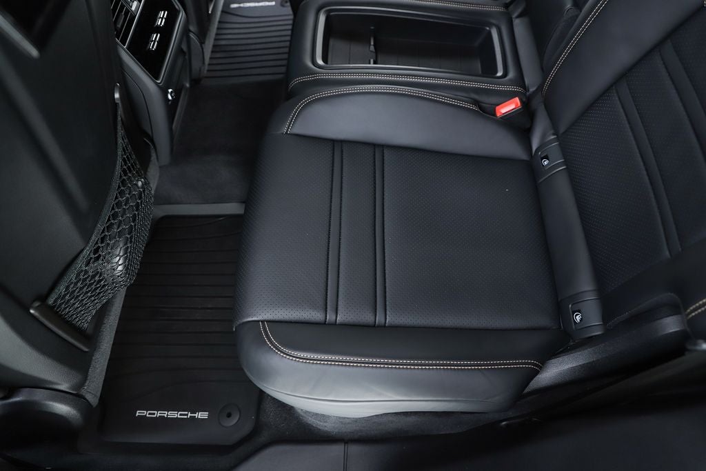 2024 Porsche Cayenne Coupe Turbo GT