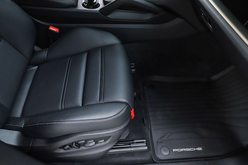 2024 Porsche Cayenne Coupe Turbo GT