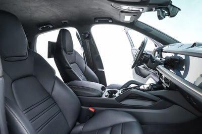 2024 Porsche Cayenne Coupe Turbo GT