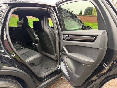 2022 Porsche Cayenne Coupe Turbo GT