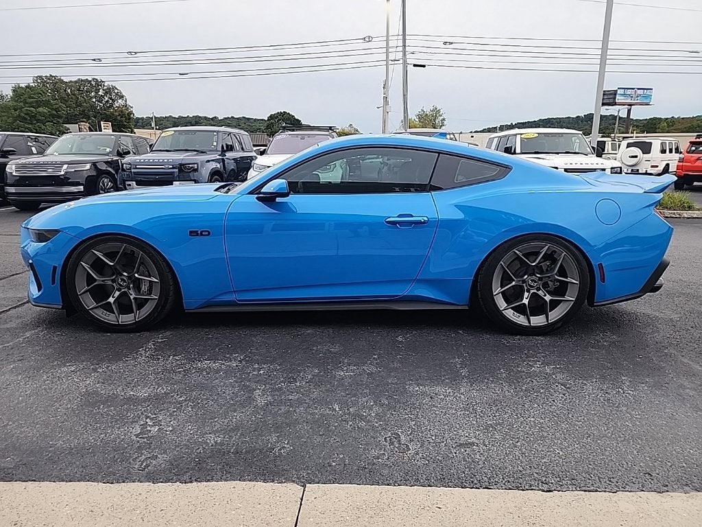 2025 Ford Mustang GT Premium