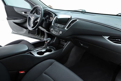 2025 Chevrolet Malibu RS