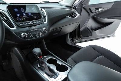 2025 Chevrolet Malibu RS