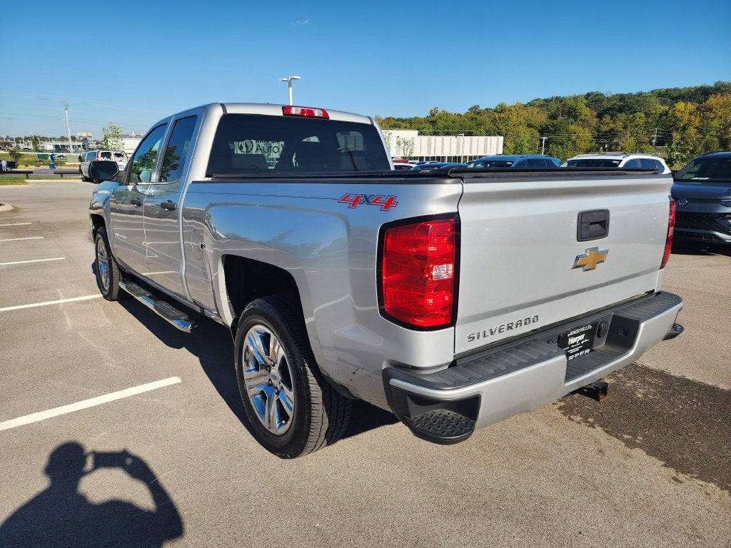 2017 Chevrolet Silverado 1500 Custom